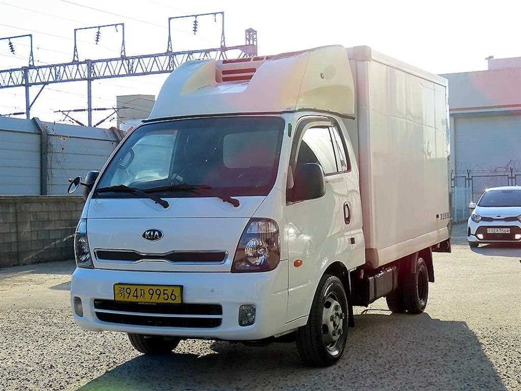 Small Truck Freezer Box(High Deck) 2014 Blanco - Importación desde Corea - HF Imports Iquique - Foto 1