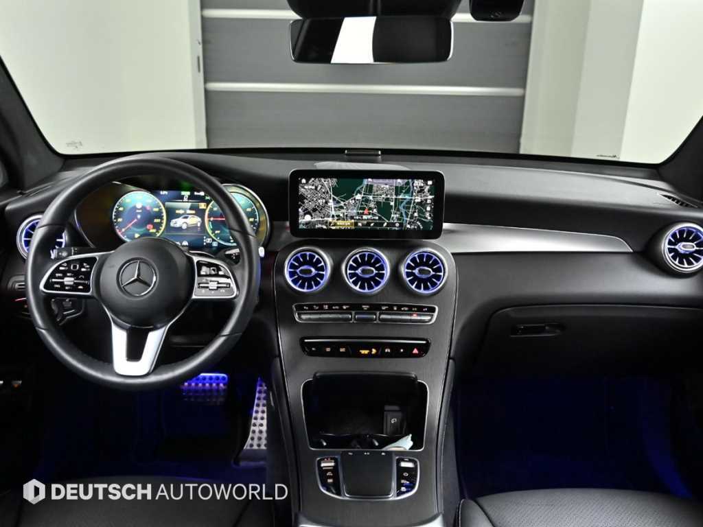 Mercedes Benz GLC Class - Vista 7