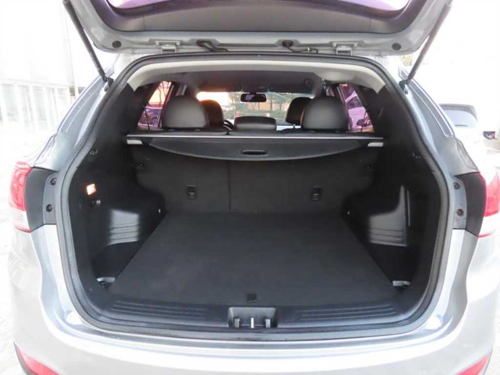 HYUNDAI Tucson - Vista 5