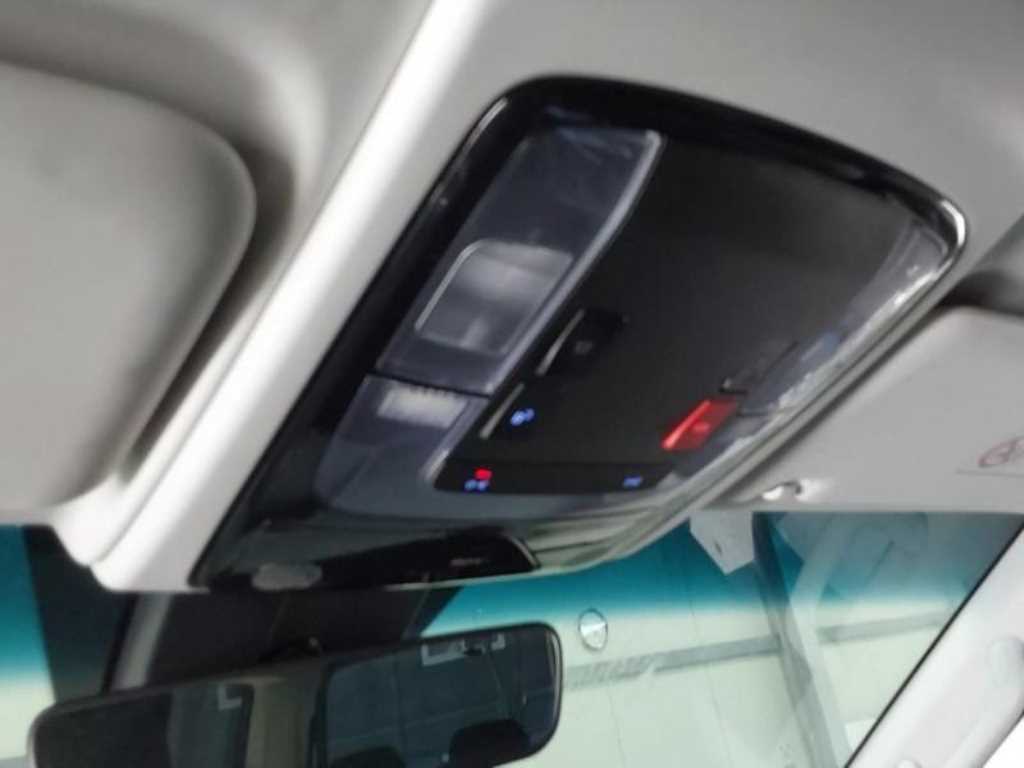 HYUNDAI Staria - Vista 9