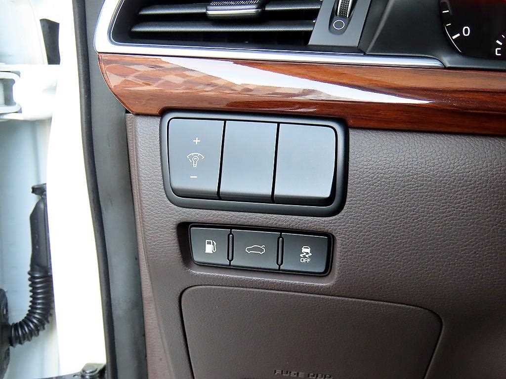 KIA K7 2017 Blanco - Importación desde Corea - HF Imports Iquique - Foto 13