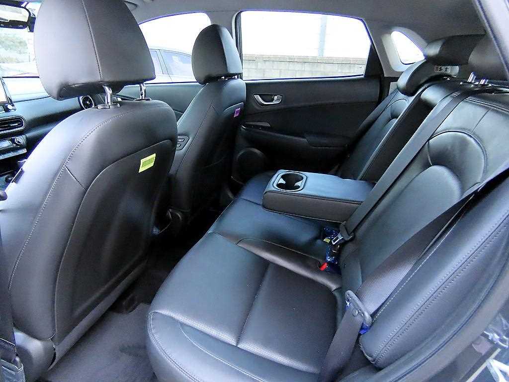 HYUNDAI Kona - Vista 6