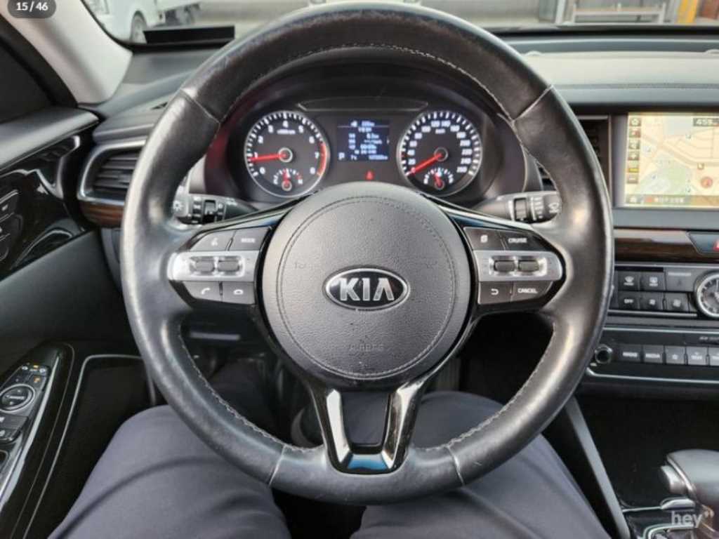 KIA K7 - Vista 11