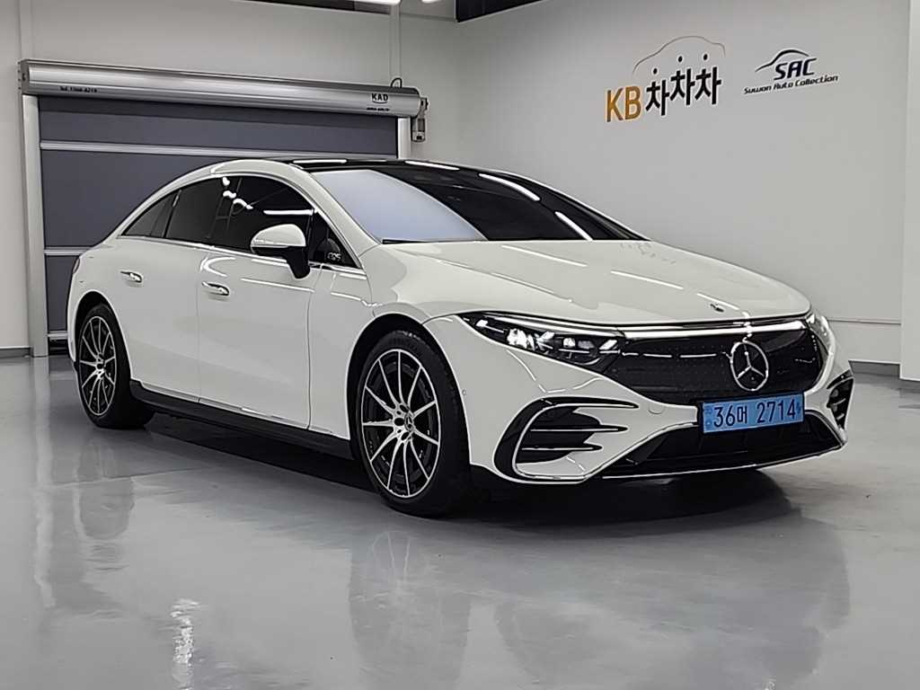 Mercedes Benz EQS - Vista 4