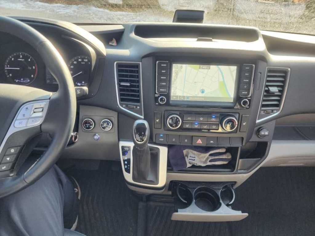 HYUNDAI Solati 2024 Negro - Importación desde Corea - HF Imports Iquique - Foto 16