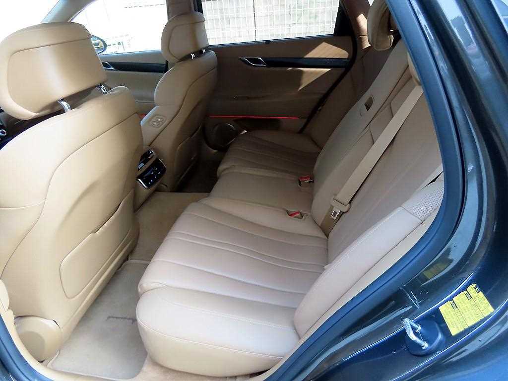 Genesis G80 - Vista 6