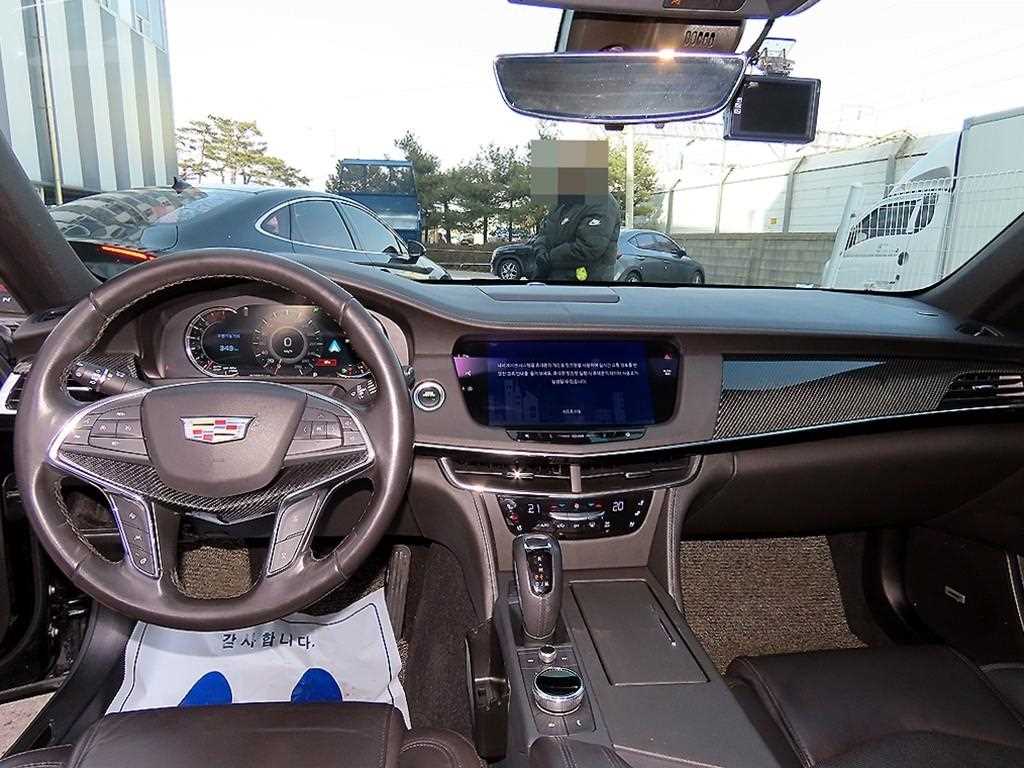 Cadillac CT6 - Vista 7