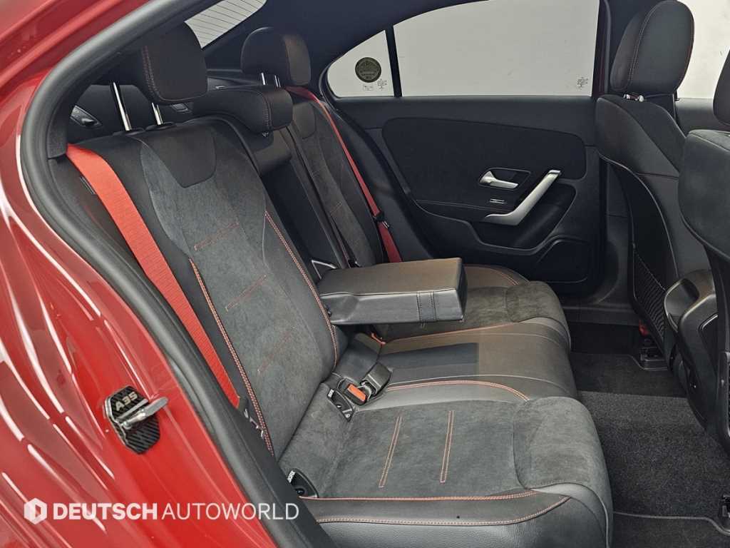 Mercedes Benz A Class - Vista 12