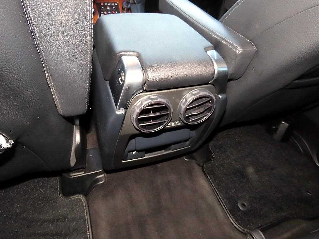 Land Rover Discovery 2015 - Importación desde Corea - HF Imports Iquique - Foto 16