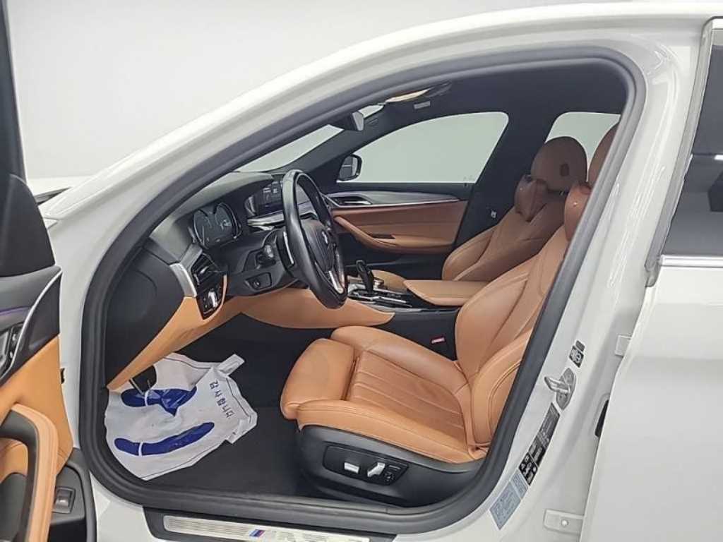 BMW 5 Series - Vista 11