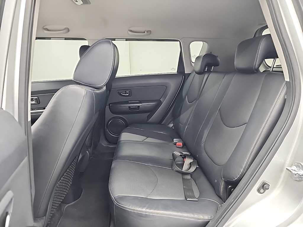 KIA Soul - Vista 12