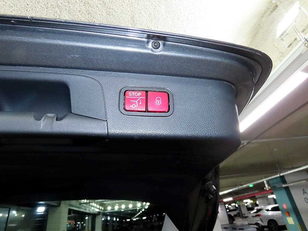 Mercedes Benz GLC Class 2019 Gris - Importación desde Corea - HF Imports Iquique - Foto 15