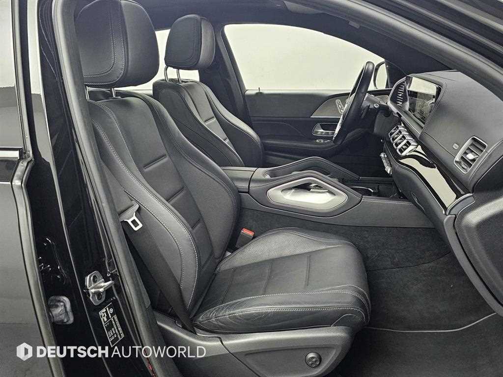 Mercedes Benz GLE Class - Vista 10