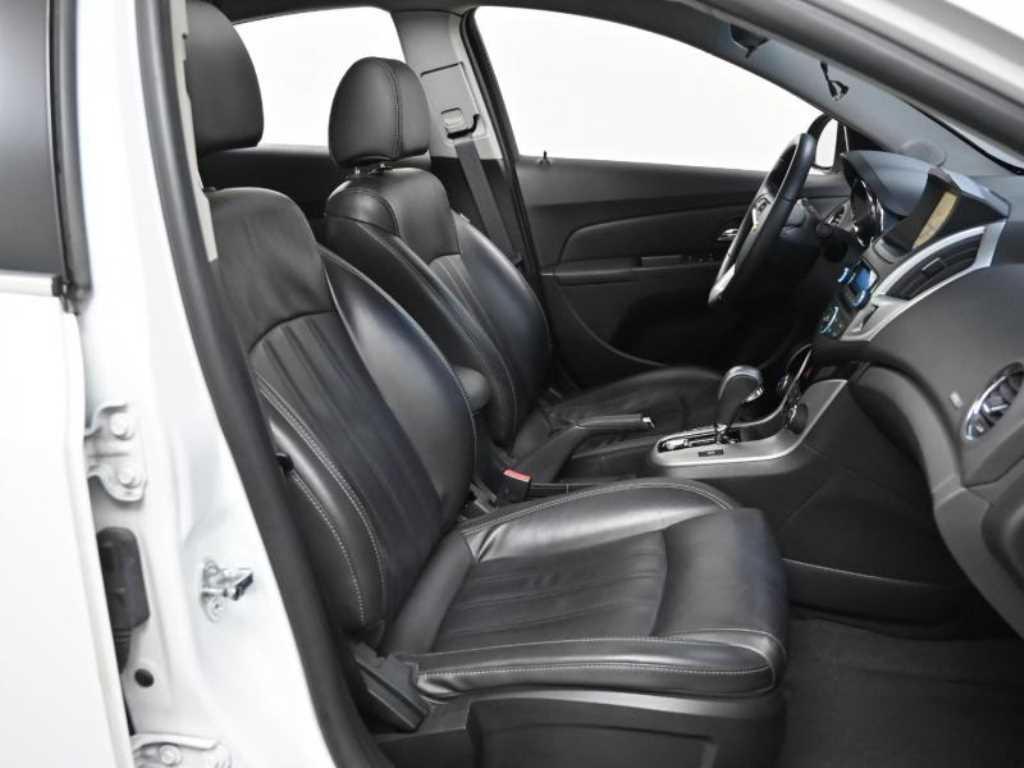 Chevrolet Cruise - Vista 10