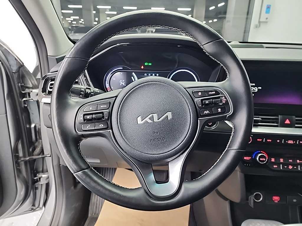 KIA Niro - Vista 9