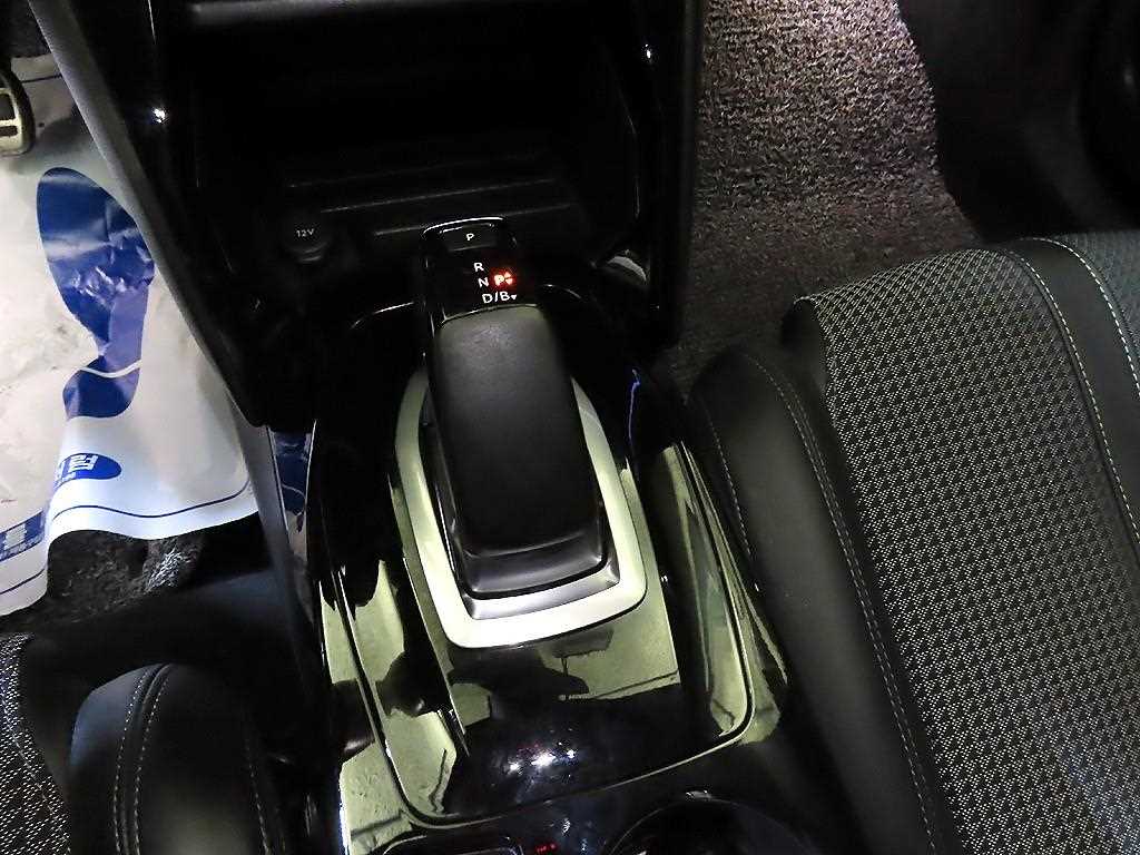 Peugeot 2008 - Vista 12