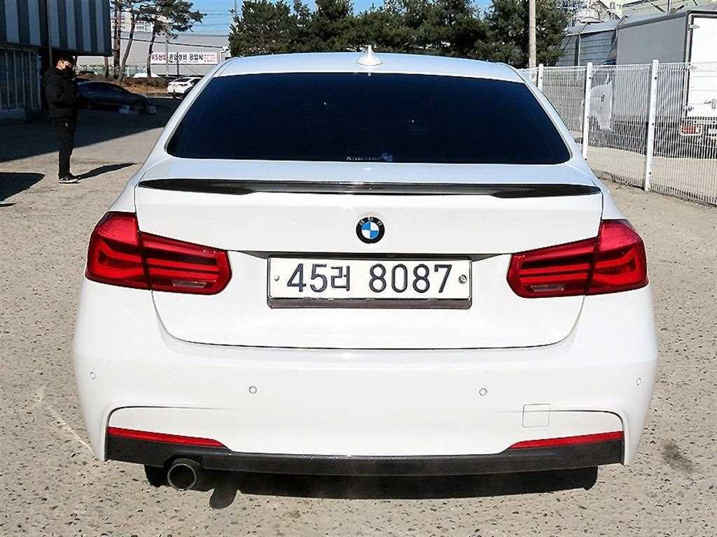 BMW 3 series - Vista 4