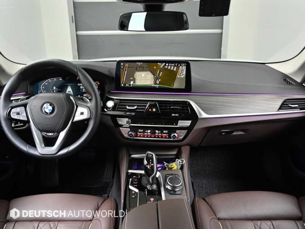 BMW 5 Series - Vista 7