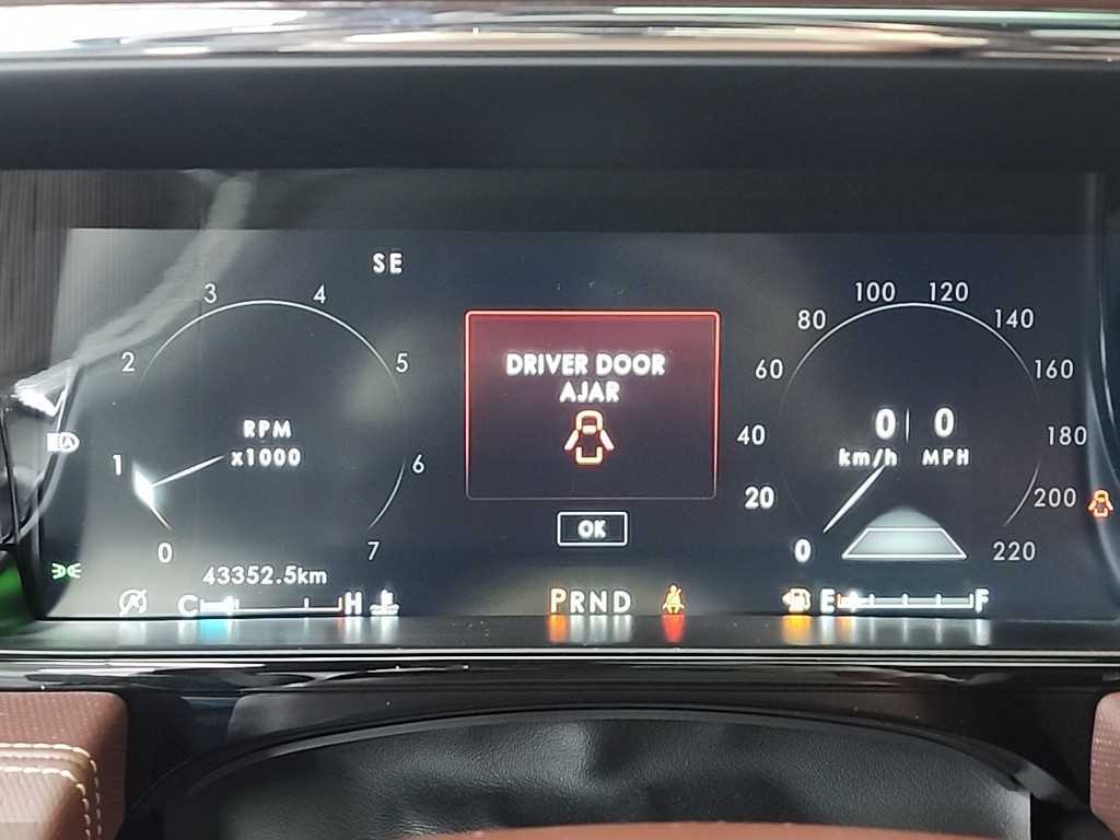 Lincoln Navigator - Vista 6