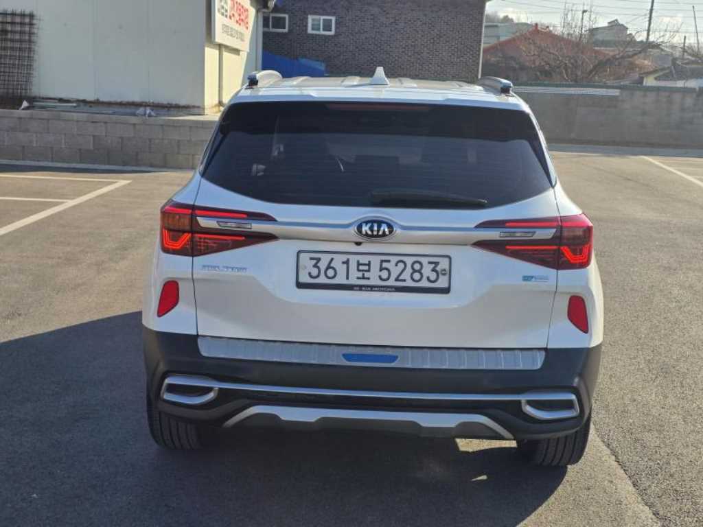 KIA Seltos - Vista 5