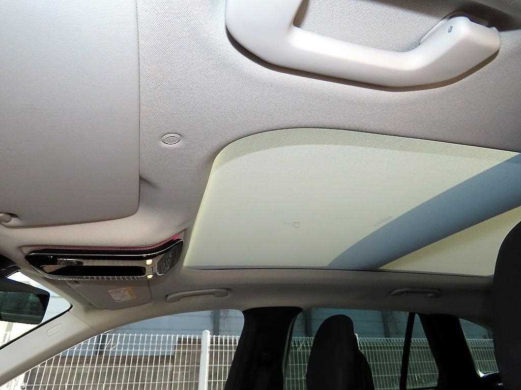 Mercedes Benz GLC Class 2023 Blanco - Importación desde Corea - HF Imports Iquique - Foto 16