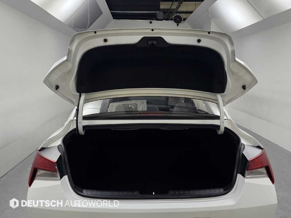 HYUNDAI Avante 2021 Blanco - Importación desde Corea - HF Imports Iquique - Foto 20