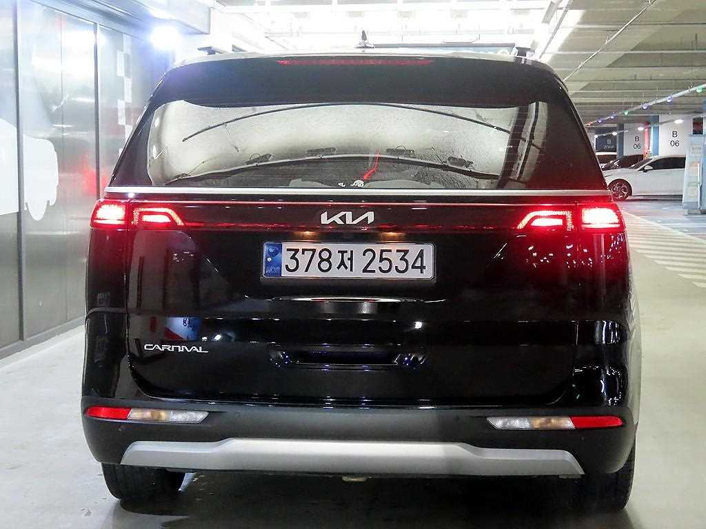 KIA Carnival - Vista 5