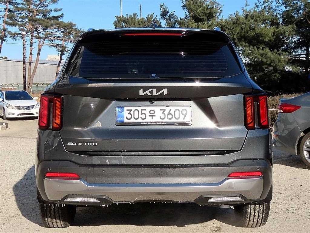 KIA Sorento - Vista 4