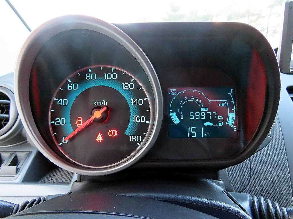 Chevrolet Spark - Vista 5