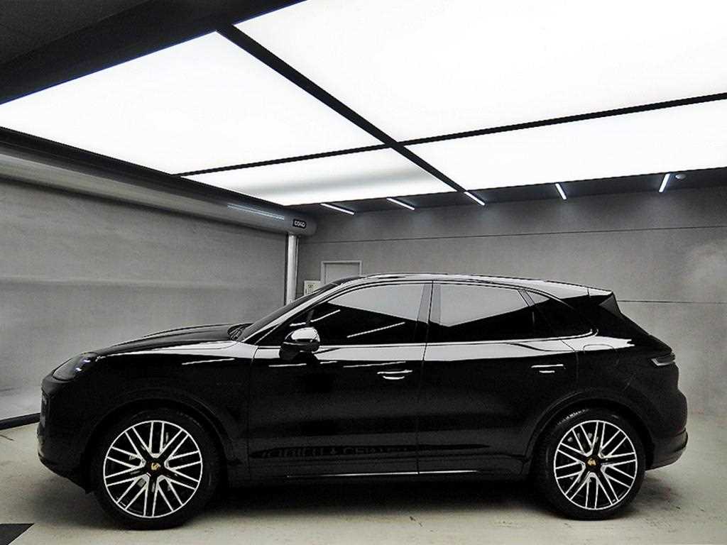 Porsche Cayenne - Vista 4