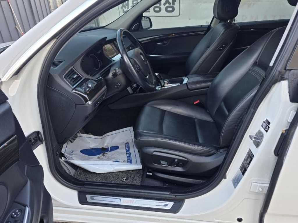 BMW Gran Turismo - Vista 12