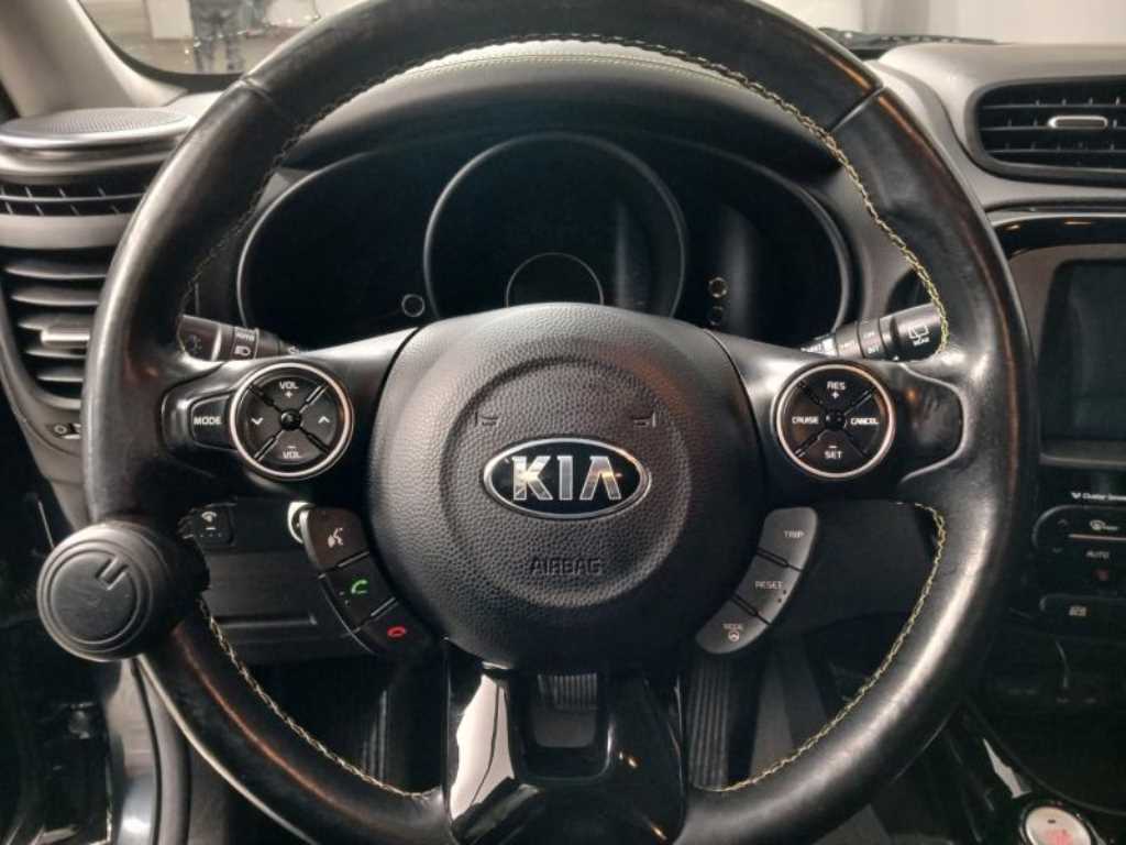 KIA Soul - Vista 11