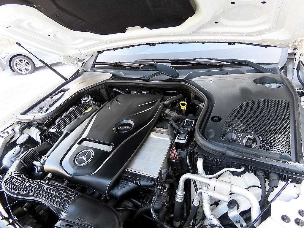 Mercedes Benz E class 2017 Blanco - Importación desde Corea - HF Imports Iquique - Foto 19