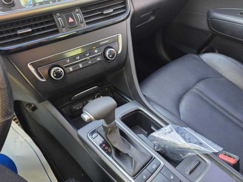 KIA K5 2016 Plateado - Importación desde Corea - HF Imports Iquique - Foto 13