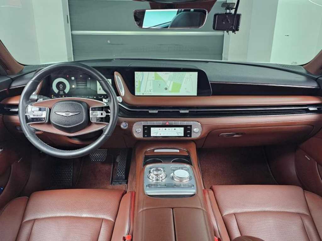 Genesis G90 - Vista 7