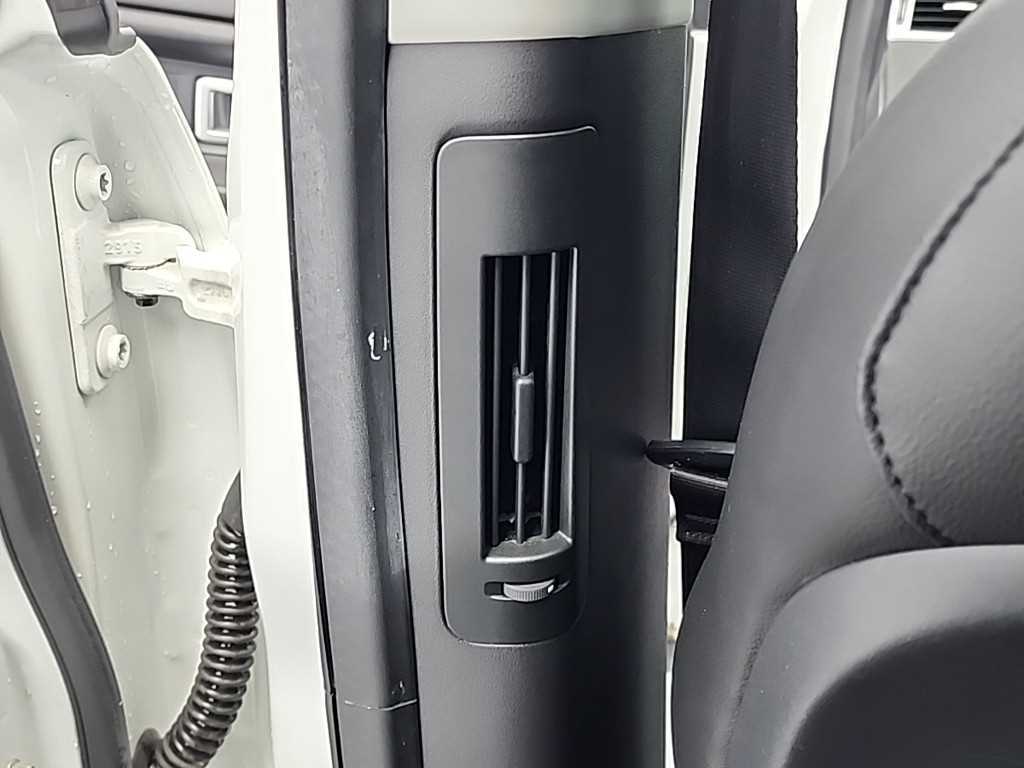 Land Rover Discovery Sports 2016 Blanco - Importación desde Corea - HF Imports Iquique - Foto 13