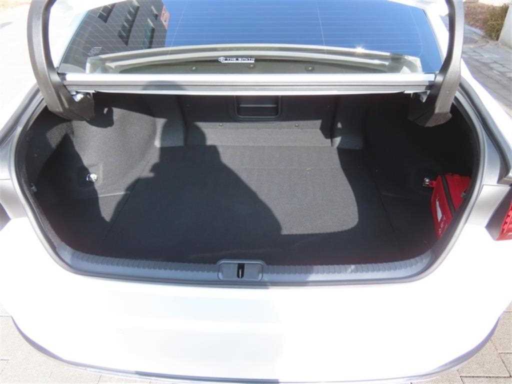 Lexus ES 2026 Blanco - Importación desde Corea - HF Imports Iquique - Foto 18