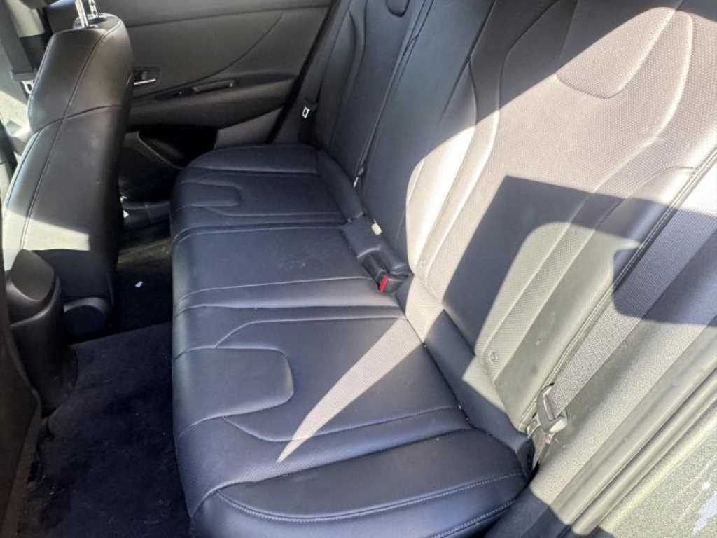 HYUNDAI Avante - Vista 12