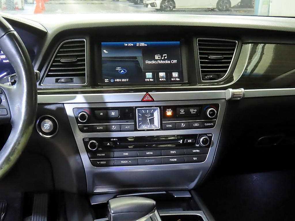 Genesis G80 - Vista 11