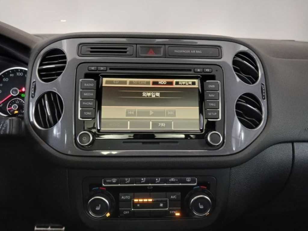 Volkswagen Tiguan - Vista 10