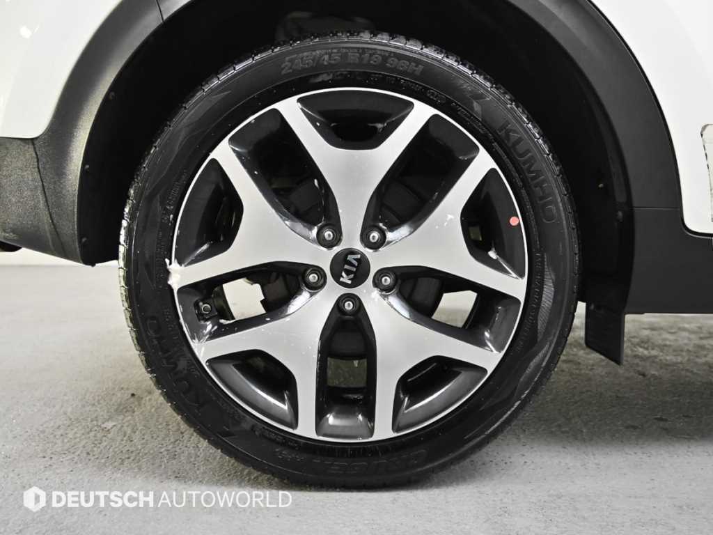 KIA Sportage - Vista 5