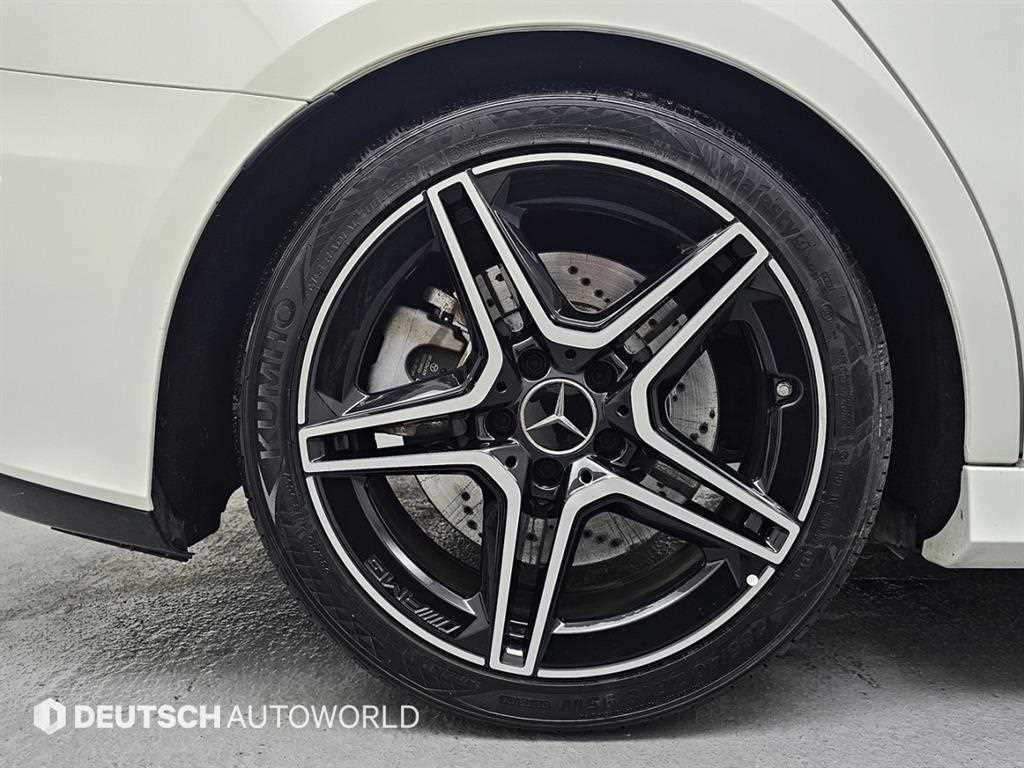 Mercedes Benz A Class - Vista 5