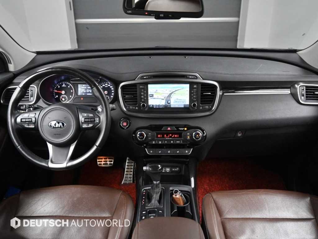 KIA Sorento - Vista 7