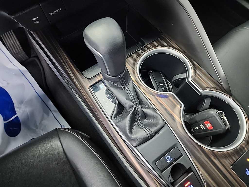 Toyota Camry - Vista 8