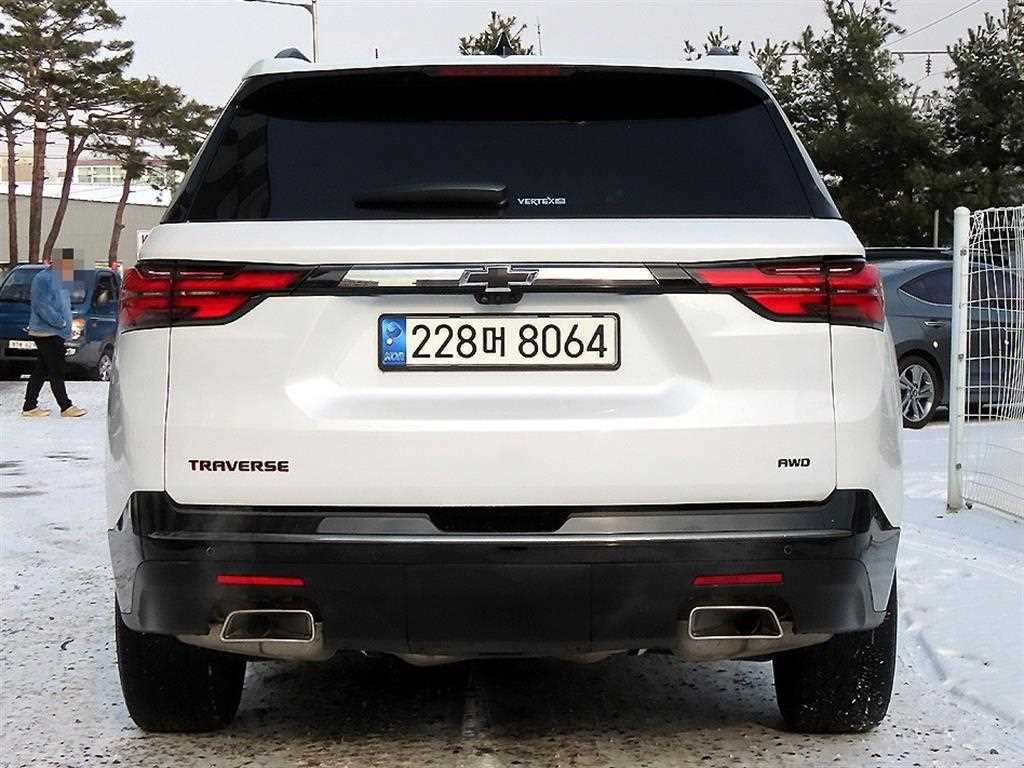 Chevrolet Travers - Vista 4