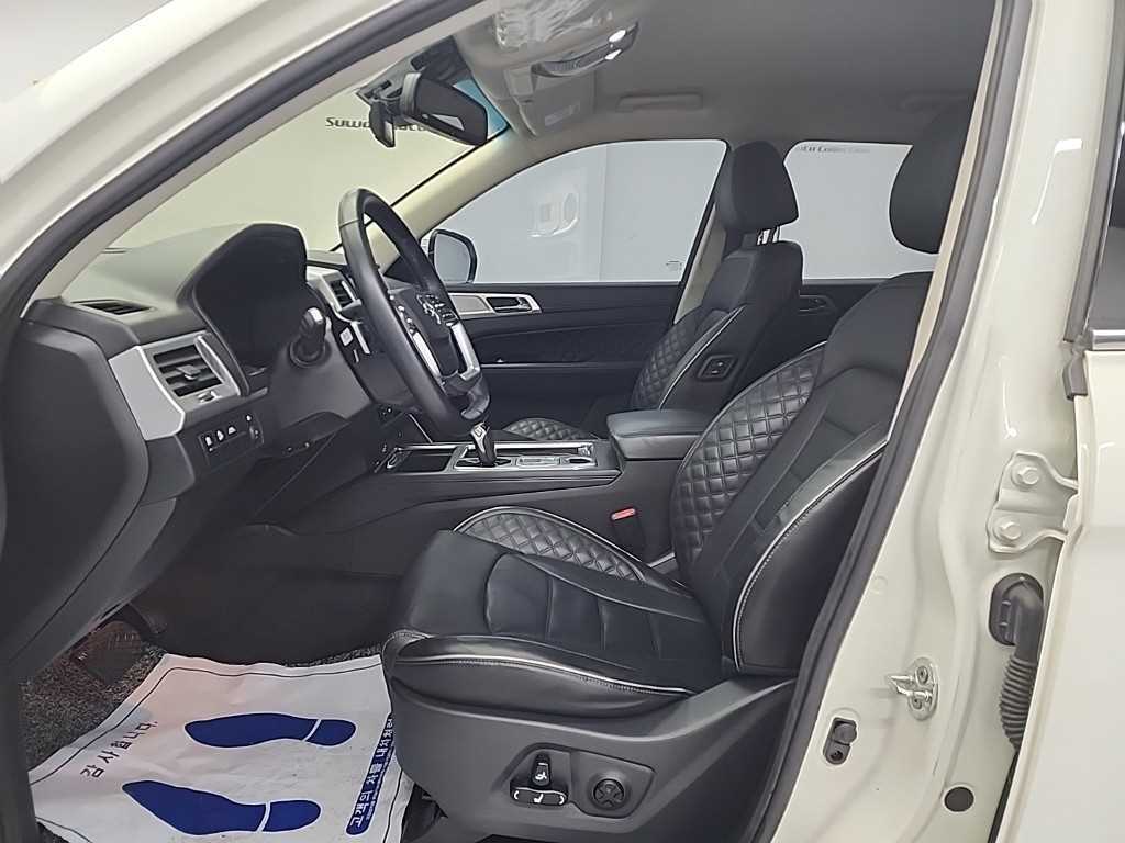 Ssangyong Rexton - Vista 11