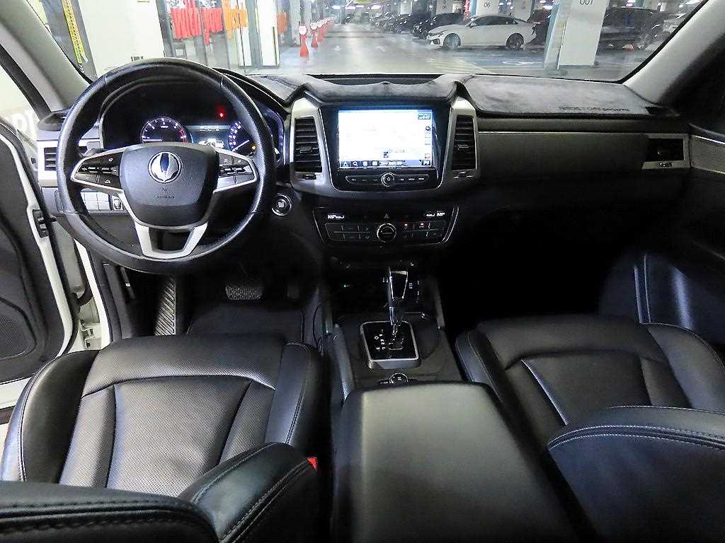 Ssangyong Rexton - Vista 10