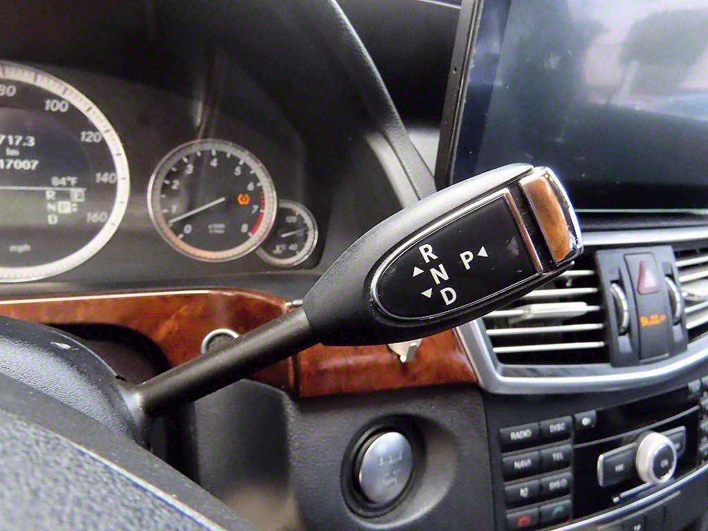 Mercedes Benz E class - Vista 10