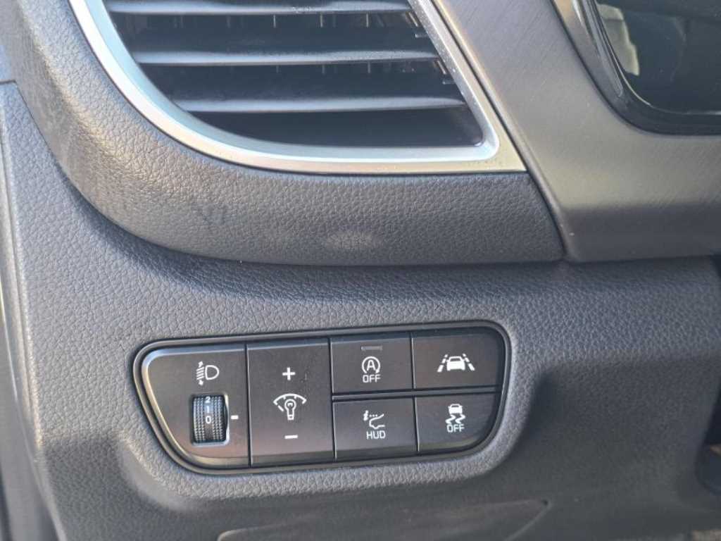 KIA Seltos - Vista 11