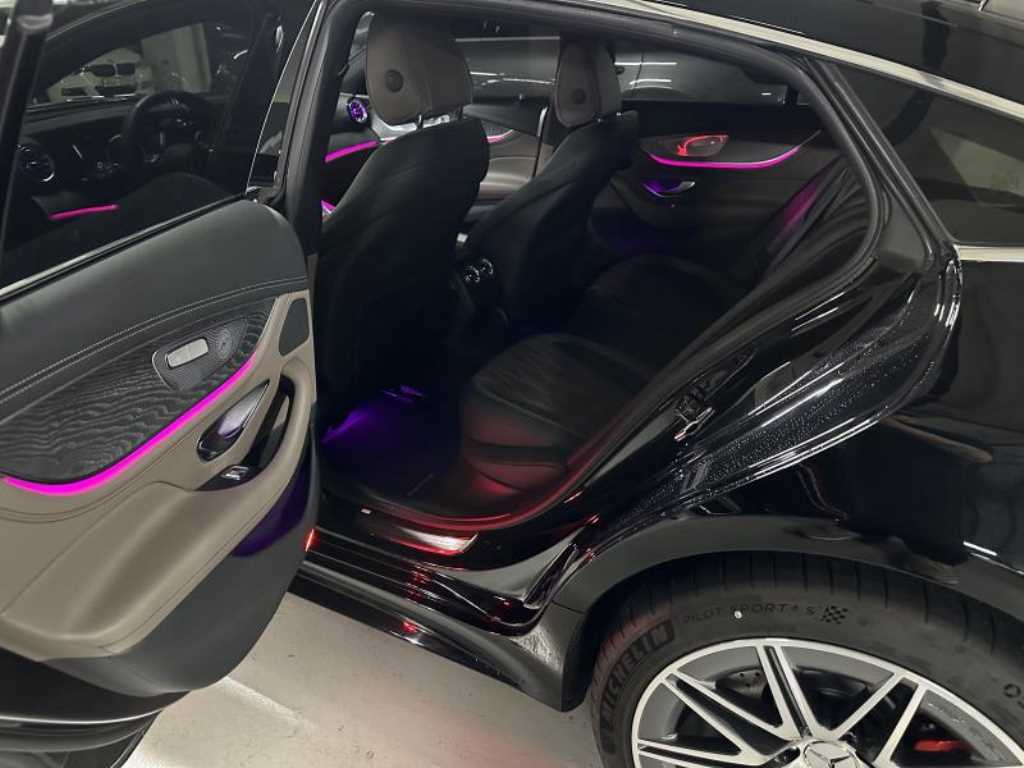 Mercedes Benz AMG GT - Vista 12